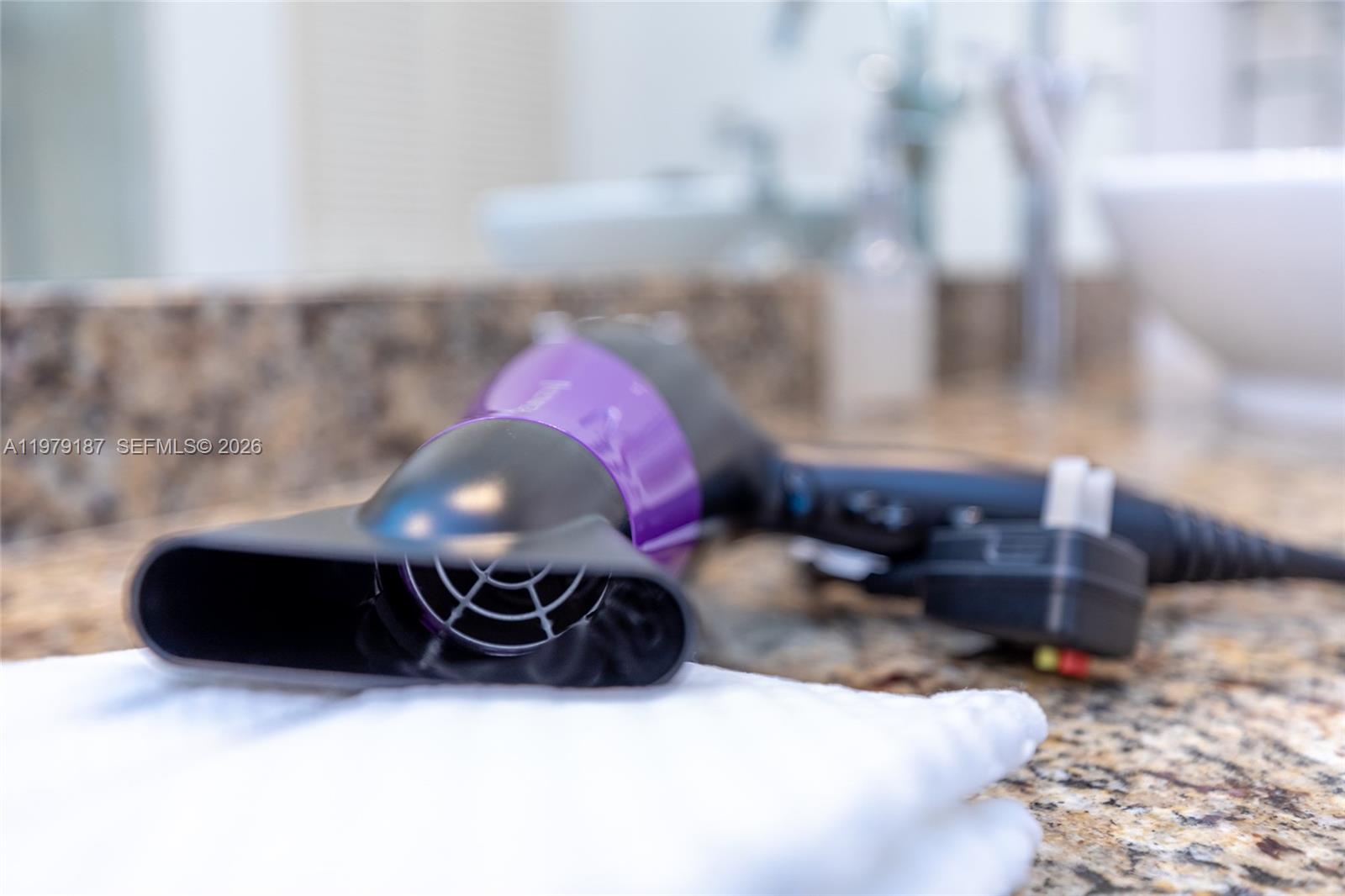 BRICKELL ON THE RIVER S T - Residential Lease