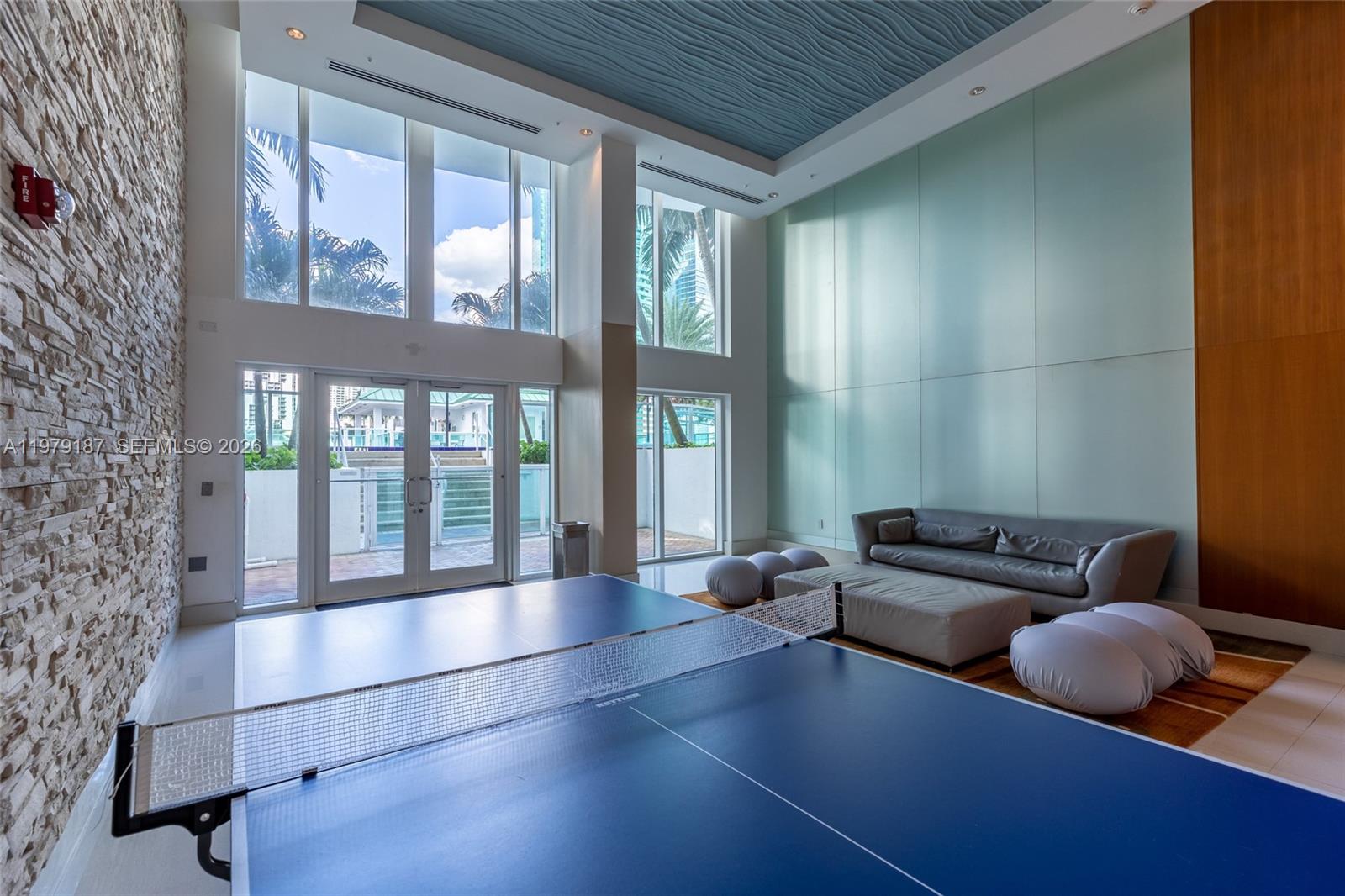 BRICKELL ON THE RIVER S T - Residential Lease