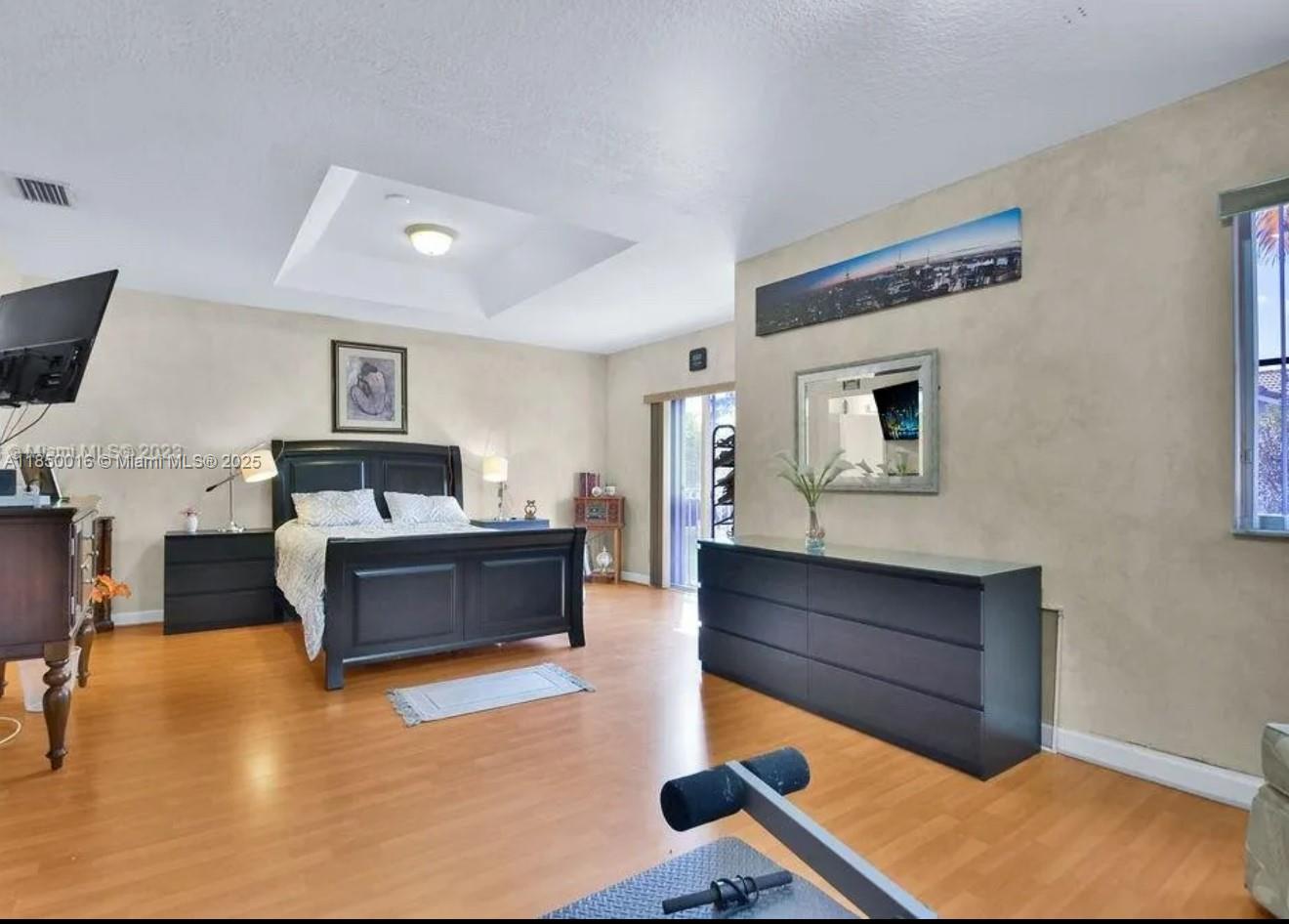 DORAL NORTHEAST TOWNHOMES - Residential