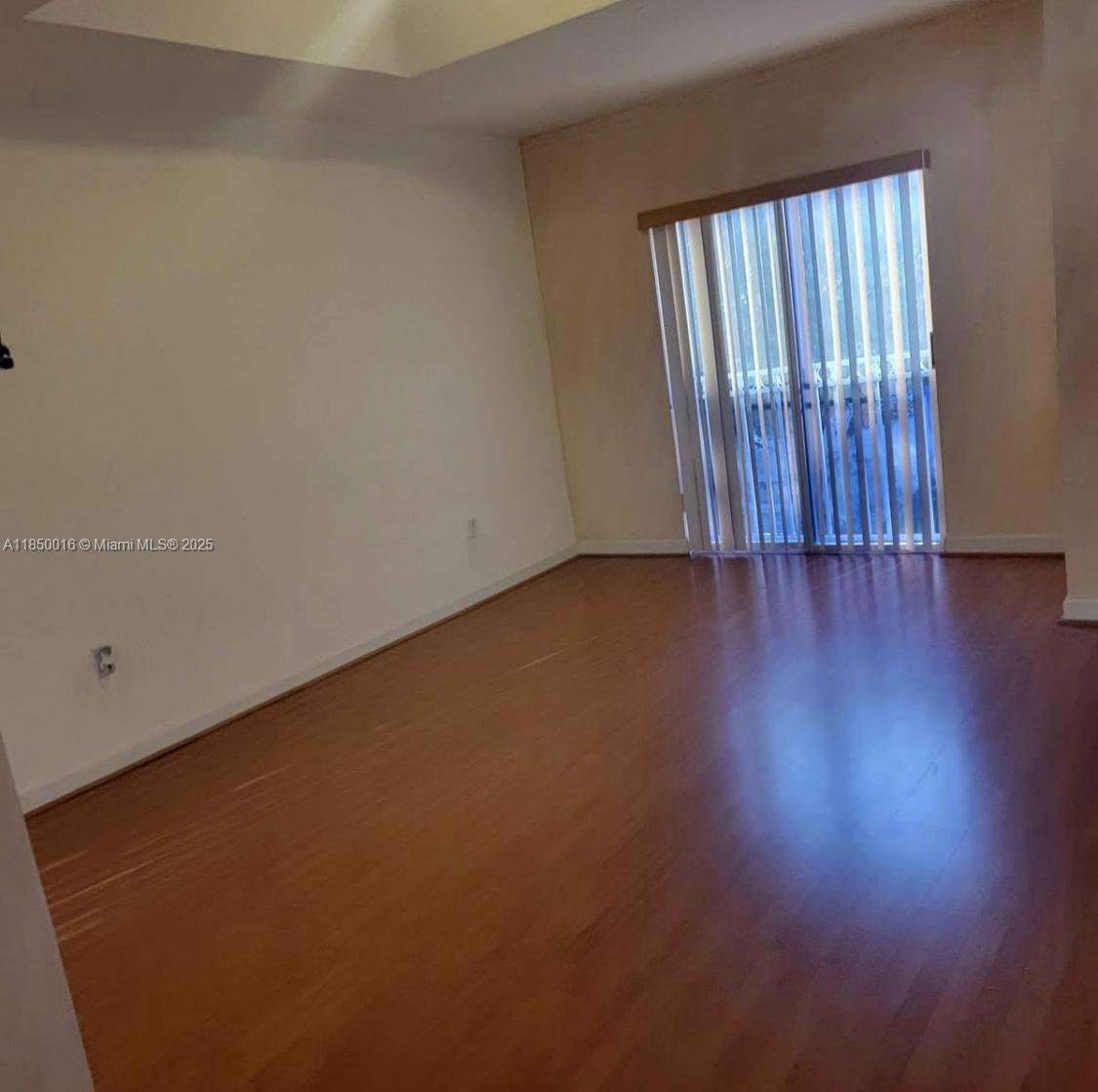 DORAL NORTHEAST TOWNHOMES - Residential