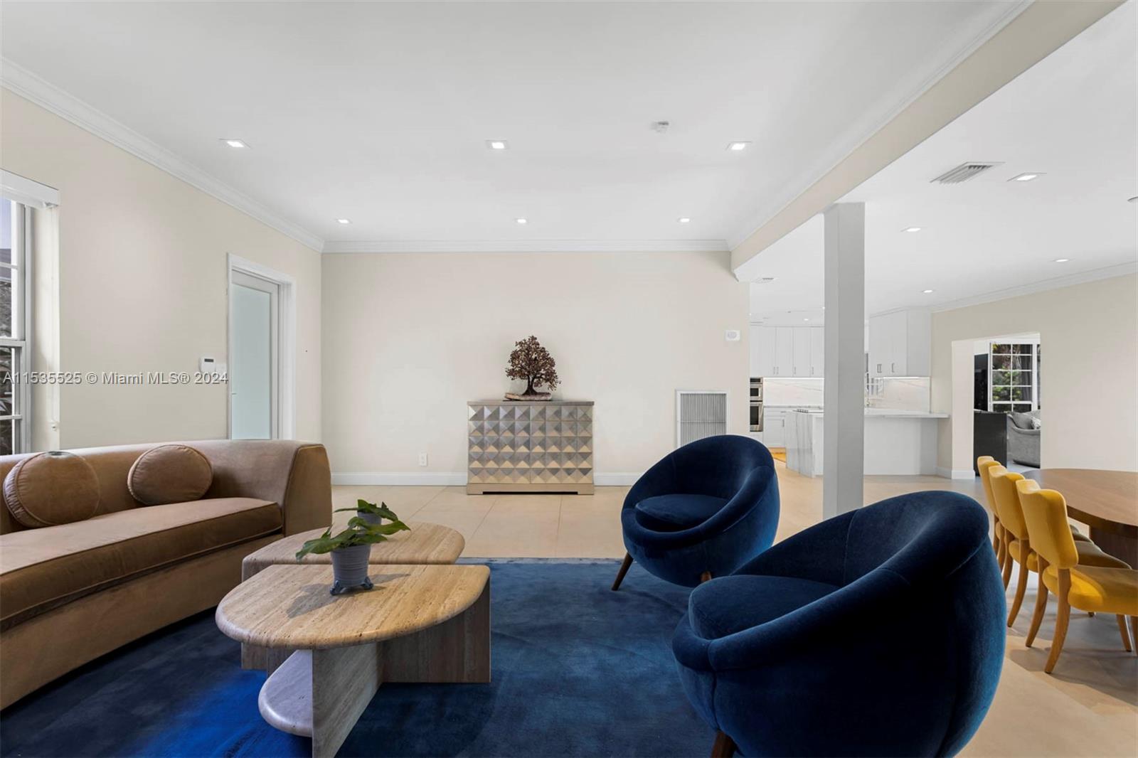 UNIVERSITY ESTATES - Residential