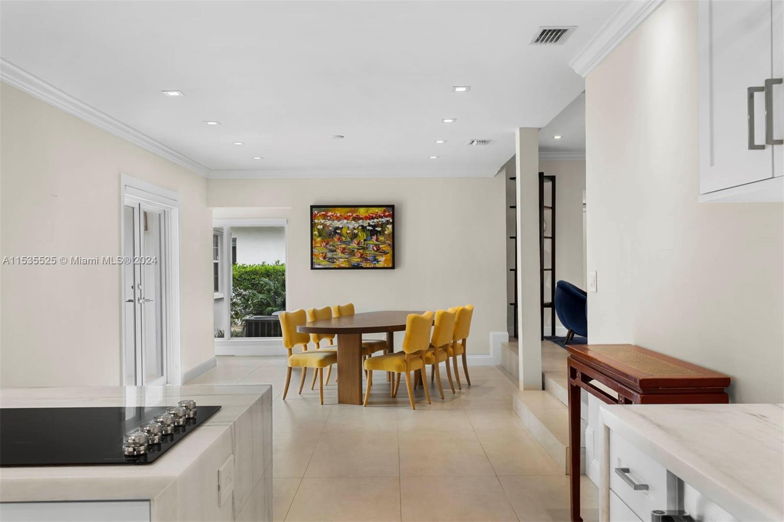 UNIVERSITY ESTATES - Residential