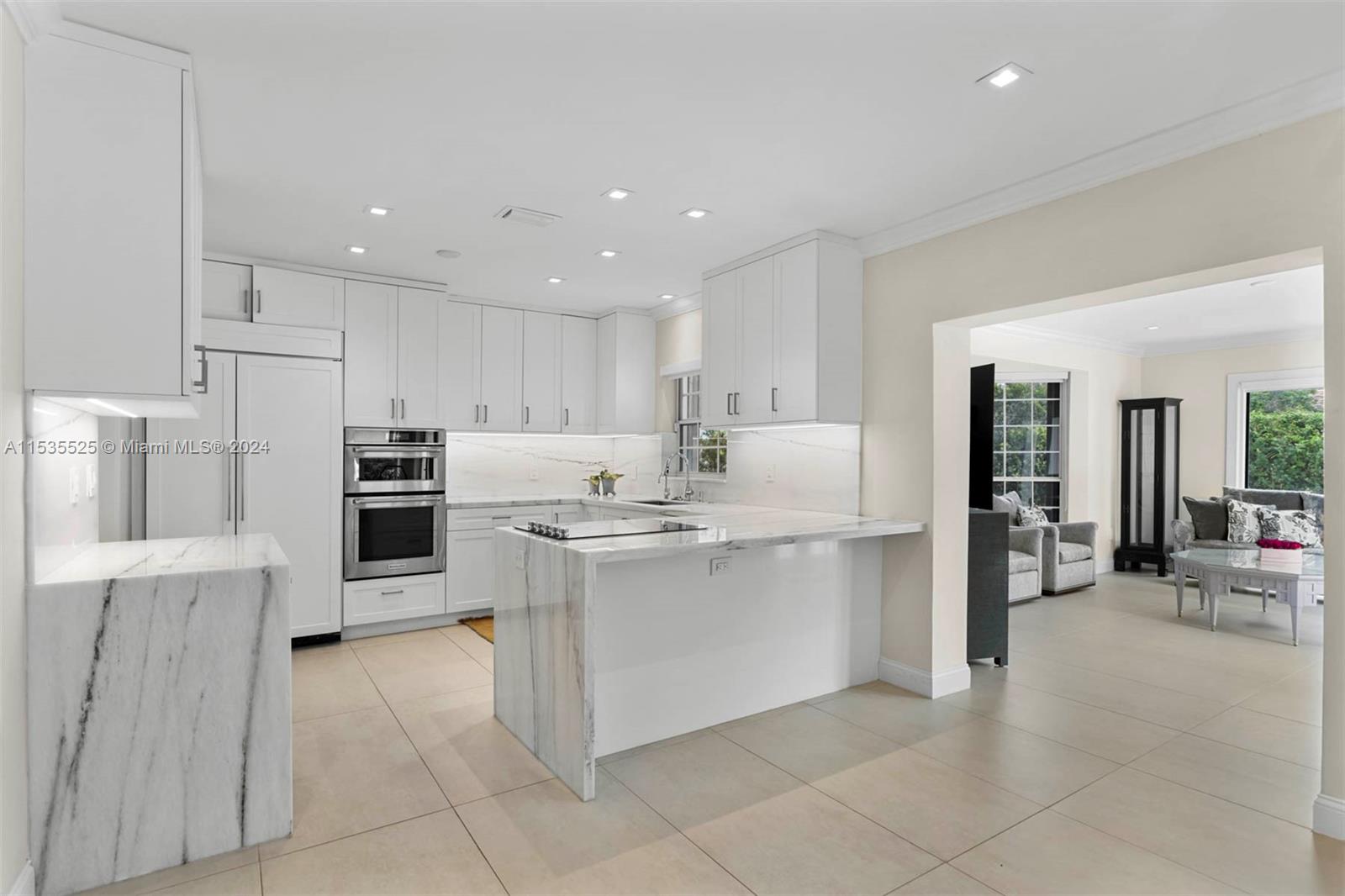 UNIVERSITY ESTATES - Residential