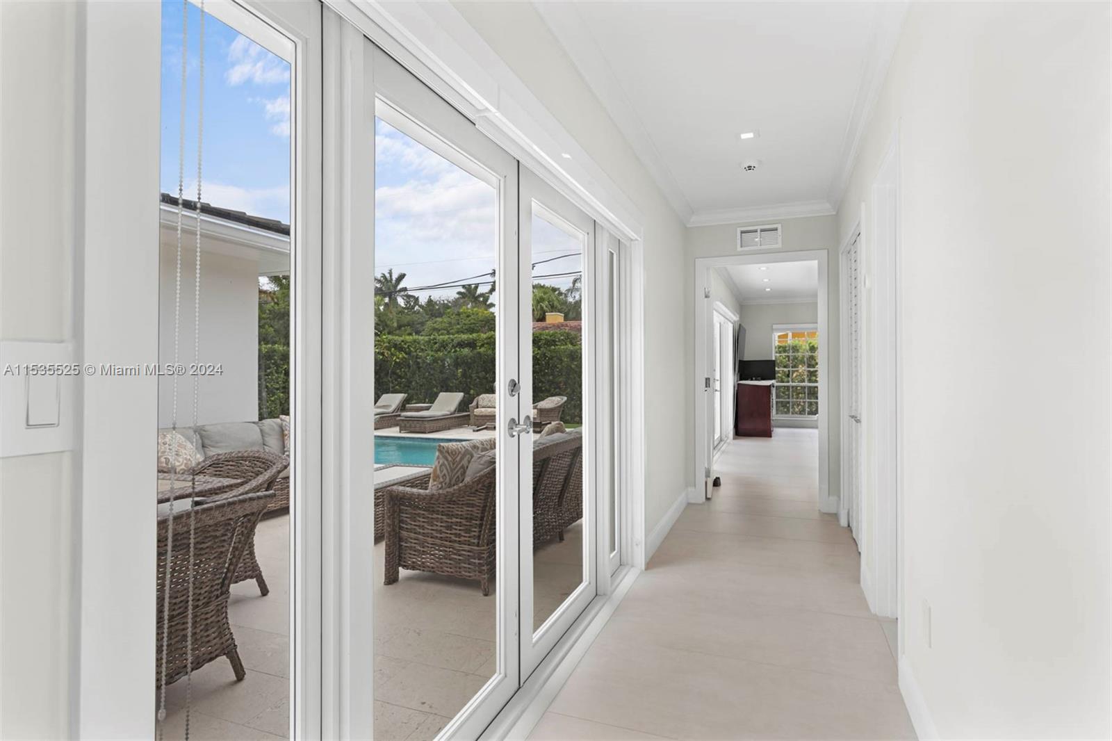 UNIVERSITY ESTATES - Residential