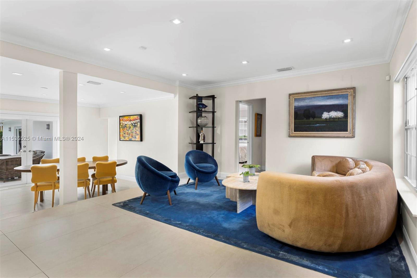 UNIVERSITY ESTATES - Residential