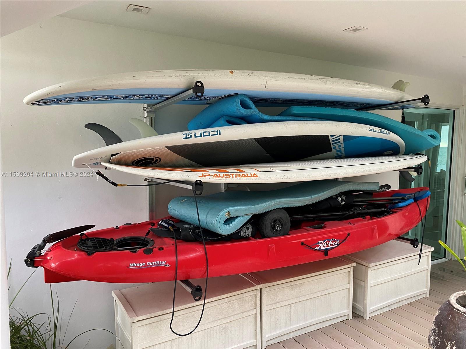 SMUGGLERS COVE - Residential Lease