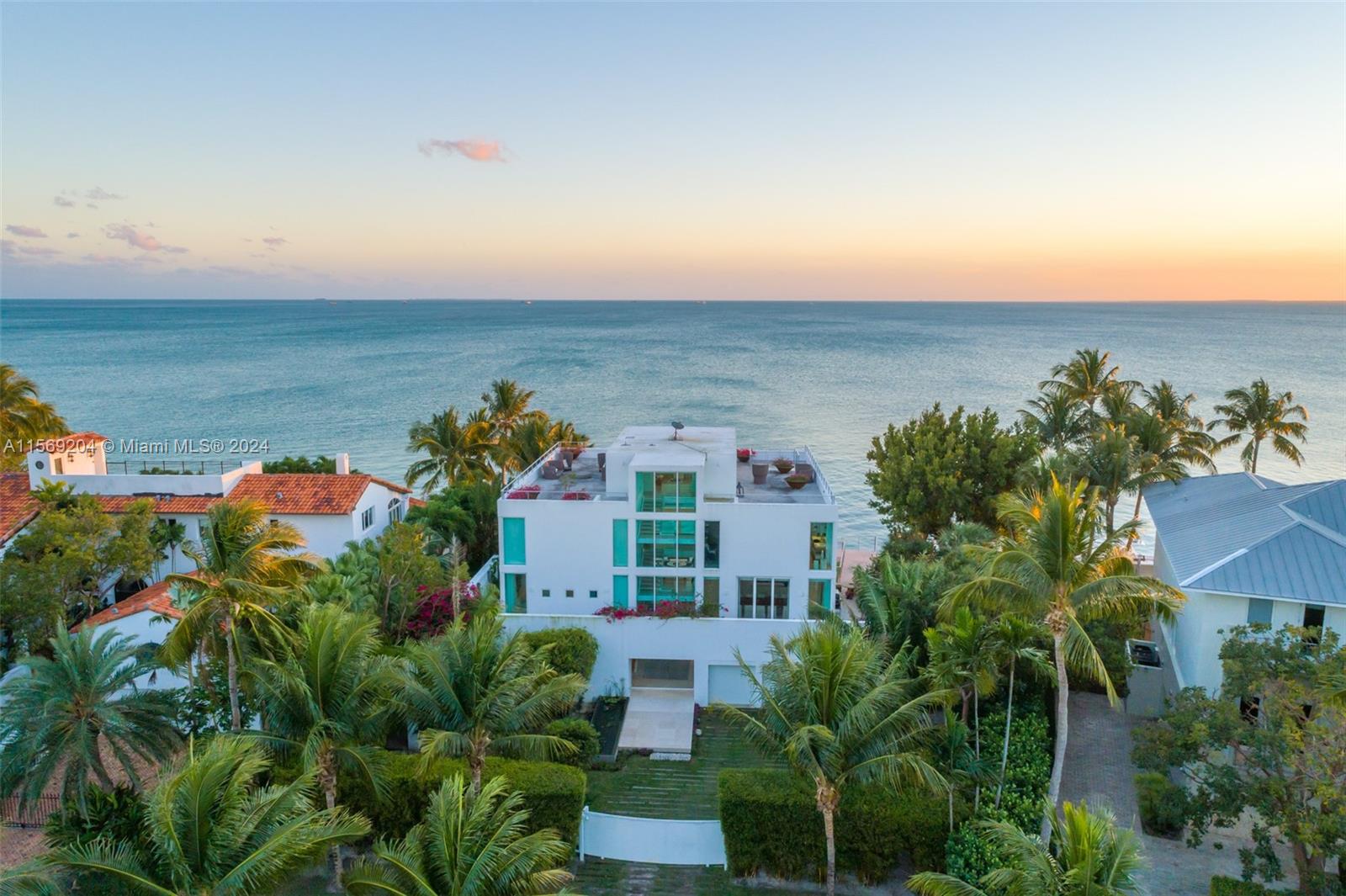 SMUGGLERS COVE - Residential Lease