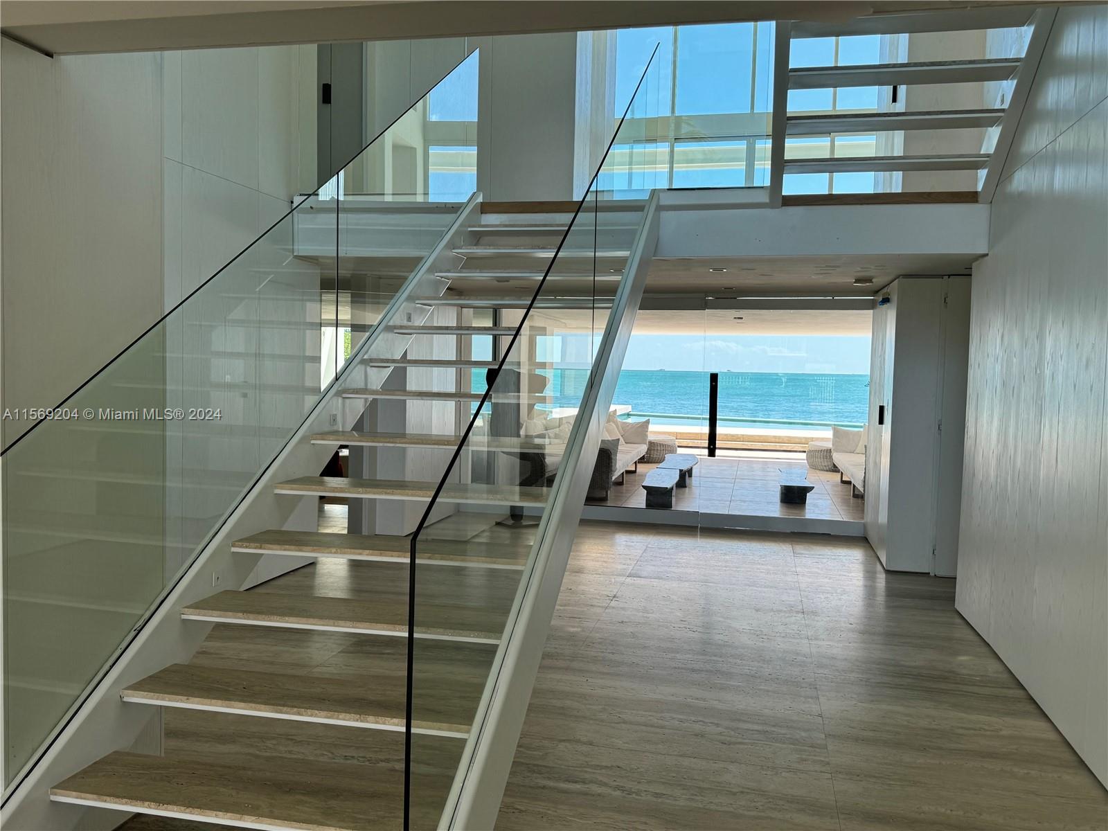 SMUGGLERS COVE - Residential Lease