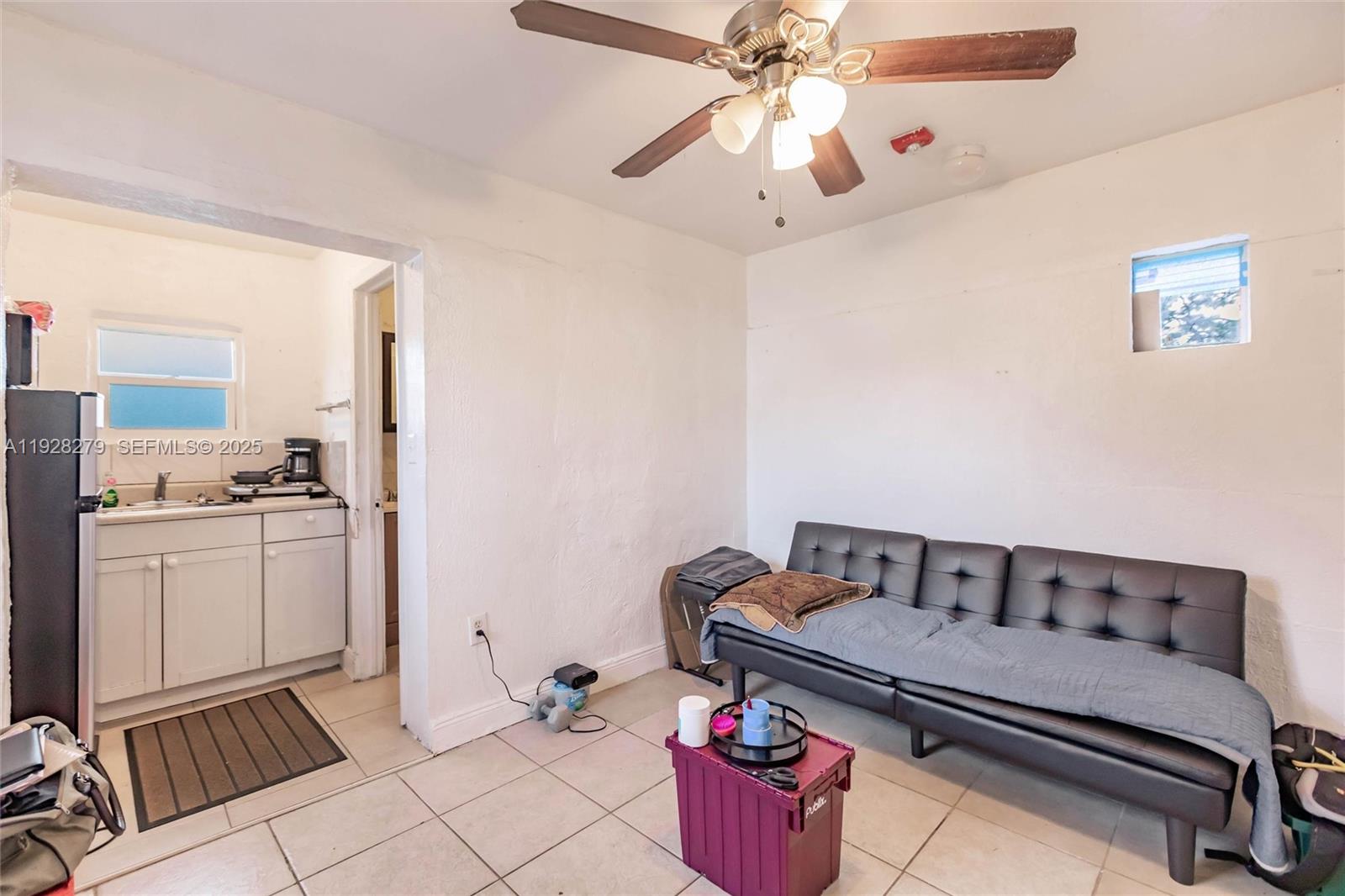 ACADEMY AWARD SEC 4 REPLA - Residential