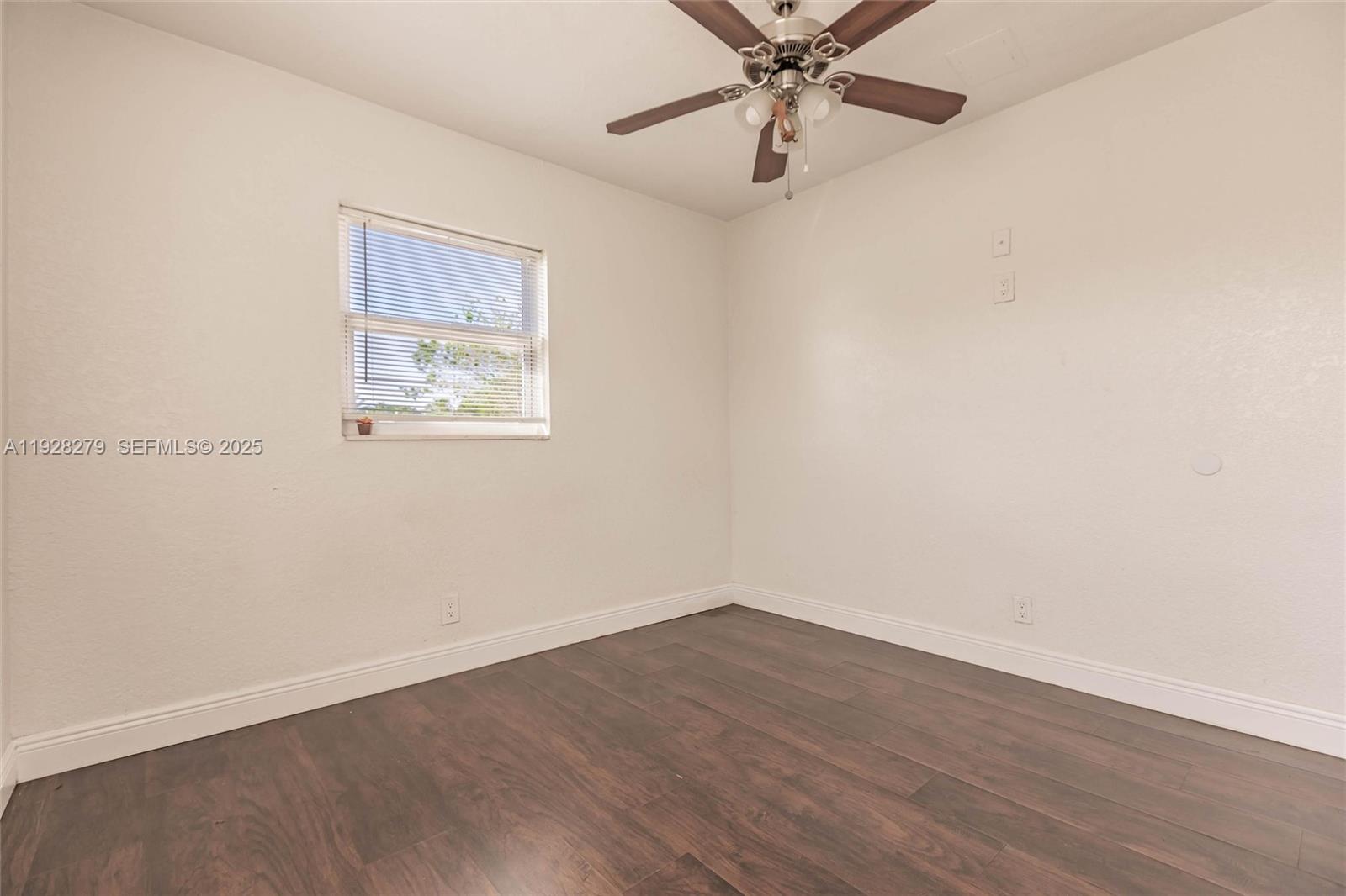 ACADEMY AWARD SEC 4 REPLA - Residential