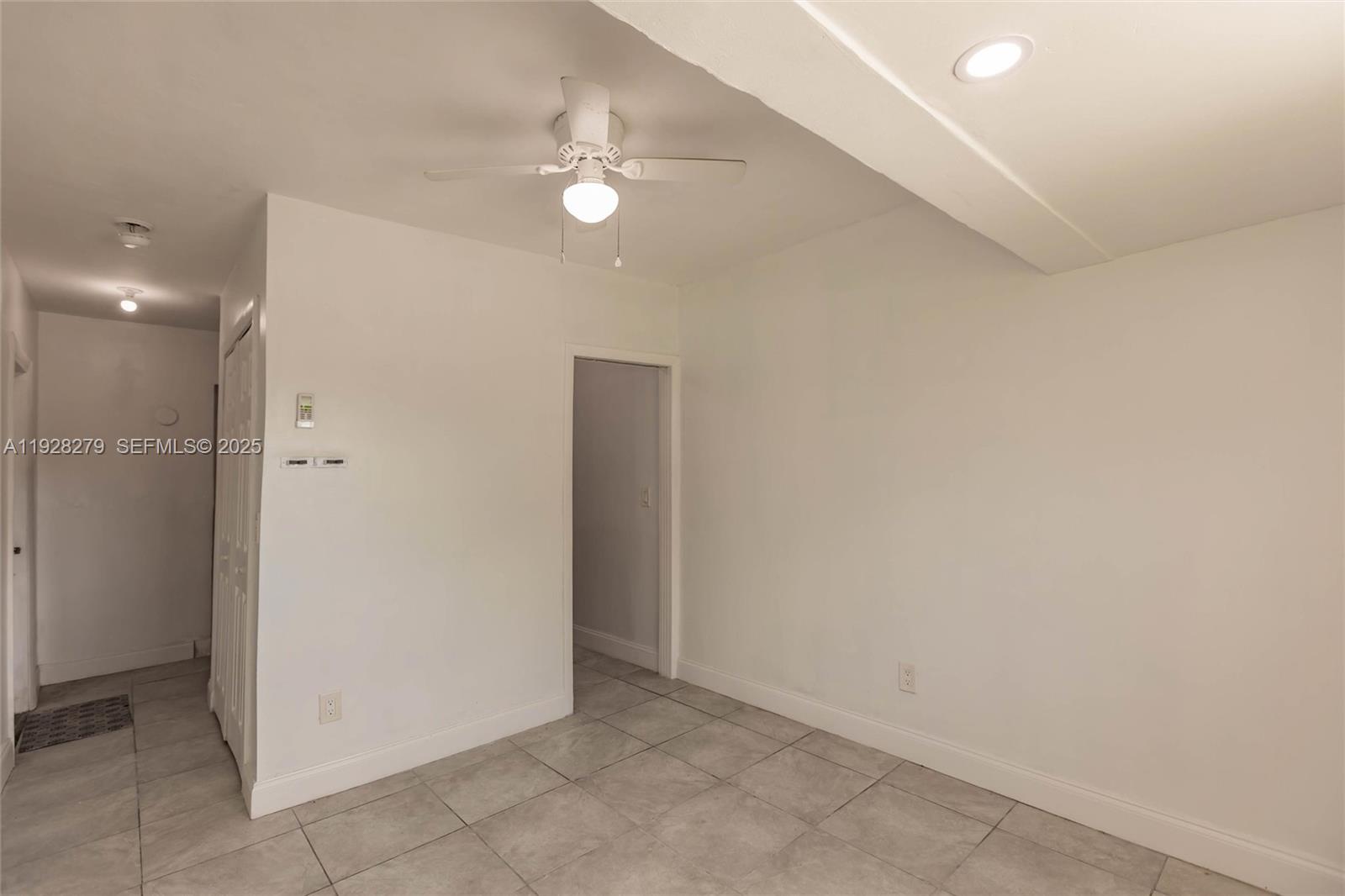 ACADEMY AWARD SEC 4 REPLA - Residential