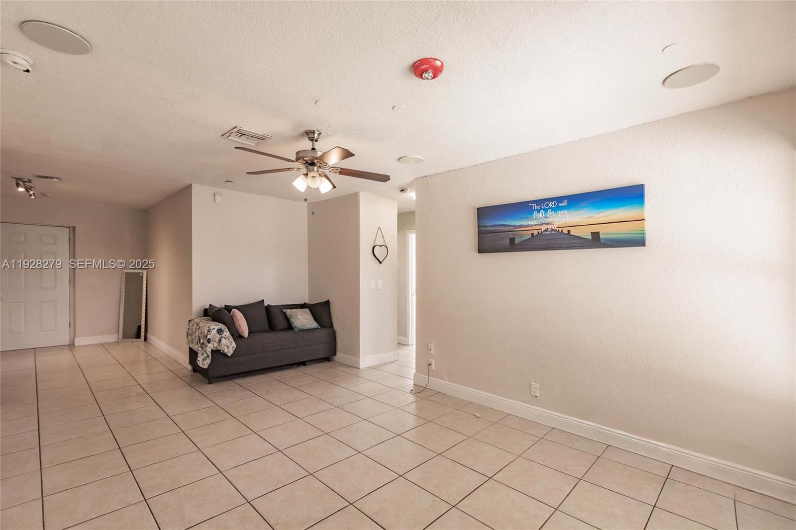 ACADEMY AWARD SEC 4 REPLA - Residential