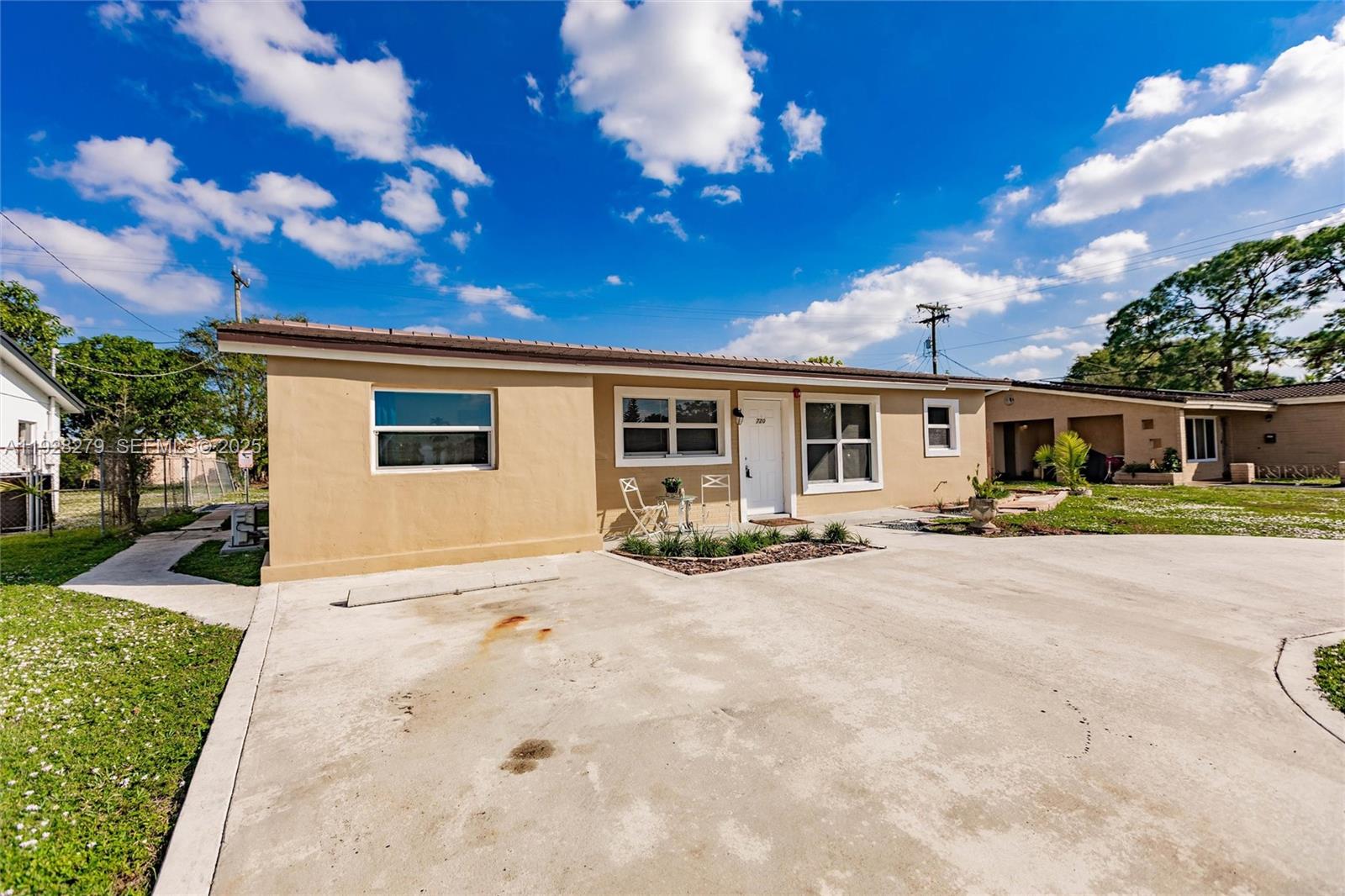 ACADEMY AWARD SEC 4 REPLA - Residential