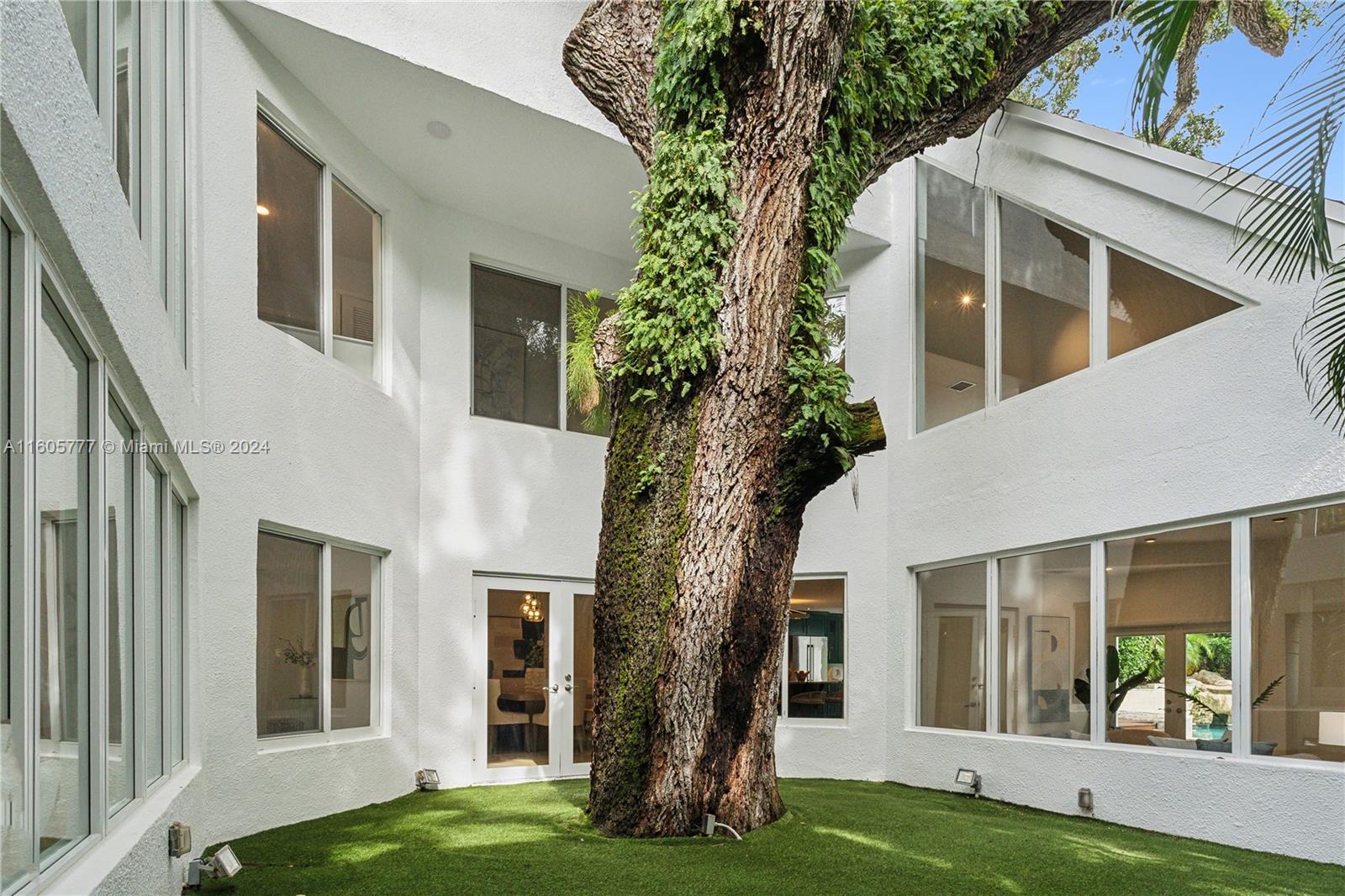 POMONA - Residential