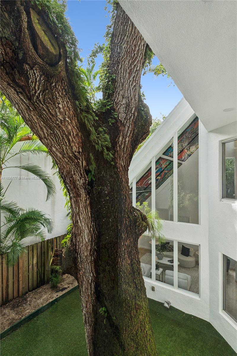 POMONA - Residential