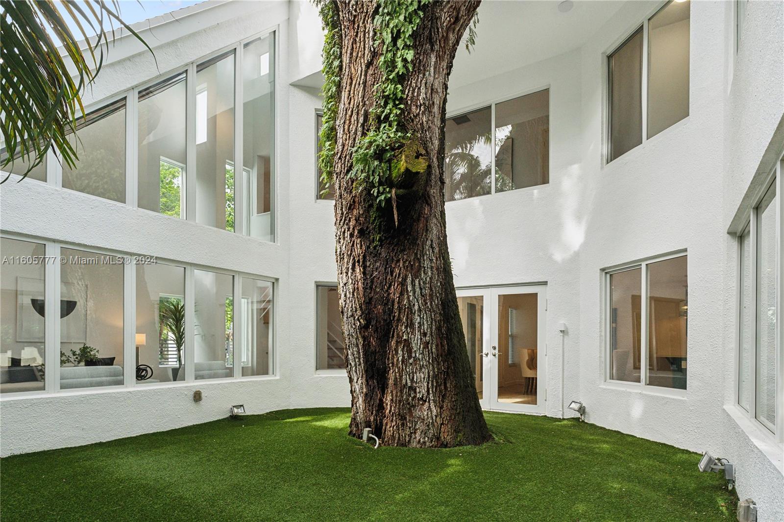 POMONA - Residential