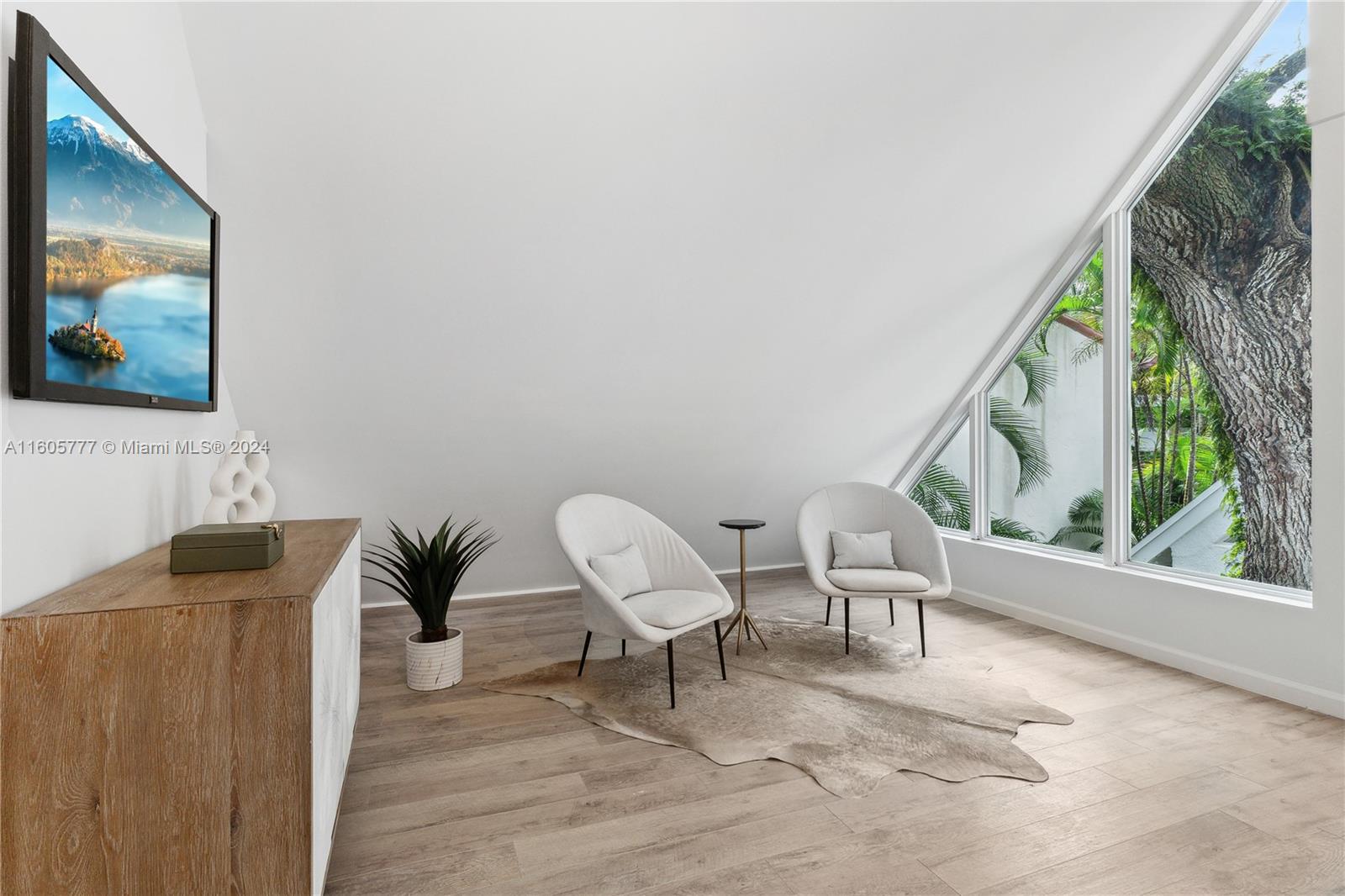 POMONA - Residential