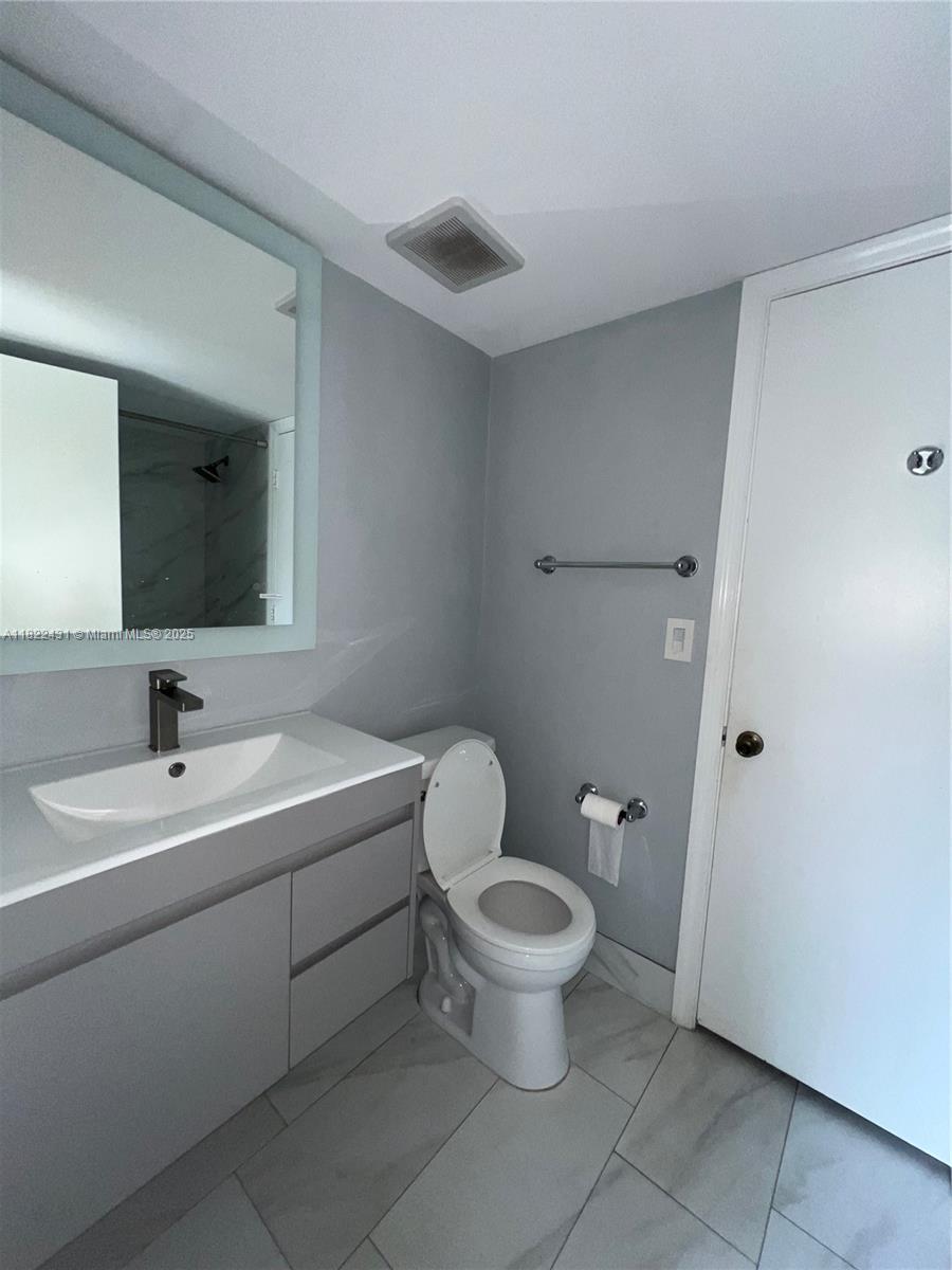 GRAND OASIS CONDO - Residential Lease