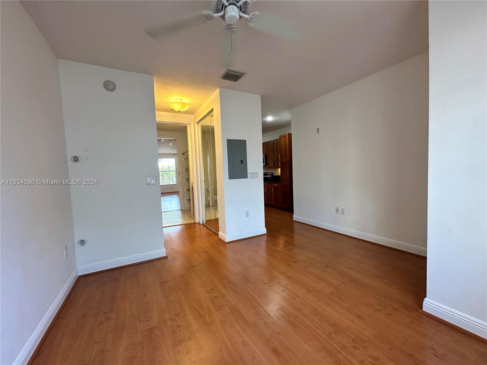 VILLAGE AT SAILBOAT BEND - Residential Lease