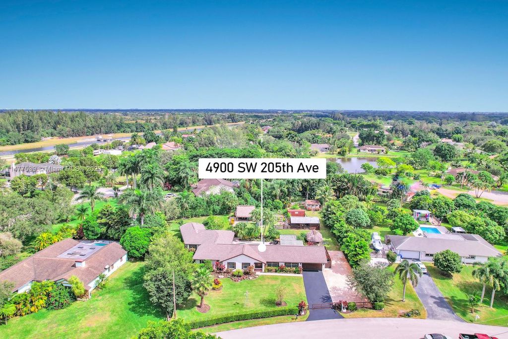 Photo of 4900 SW 205th Ave, Southwest Ranches, FL 33332 (MLS # A11477539)