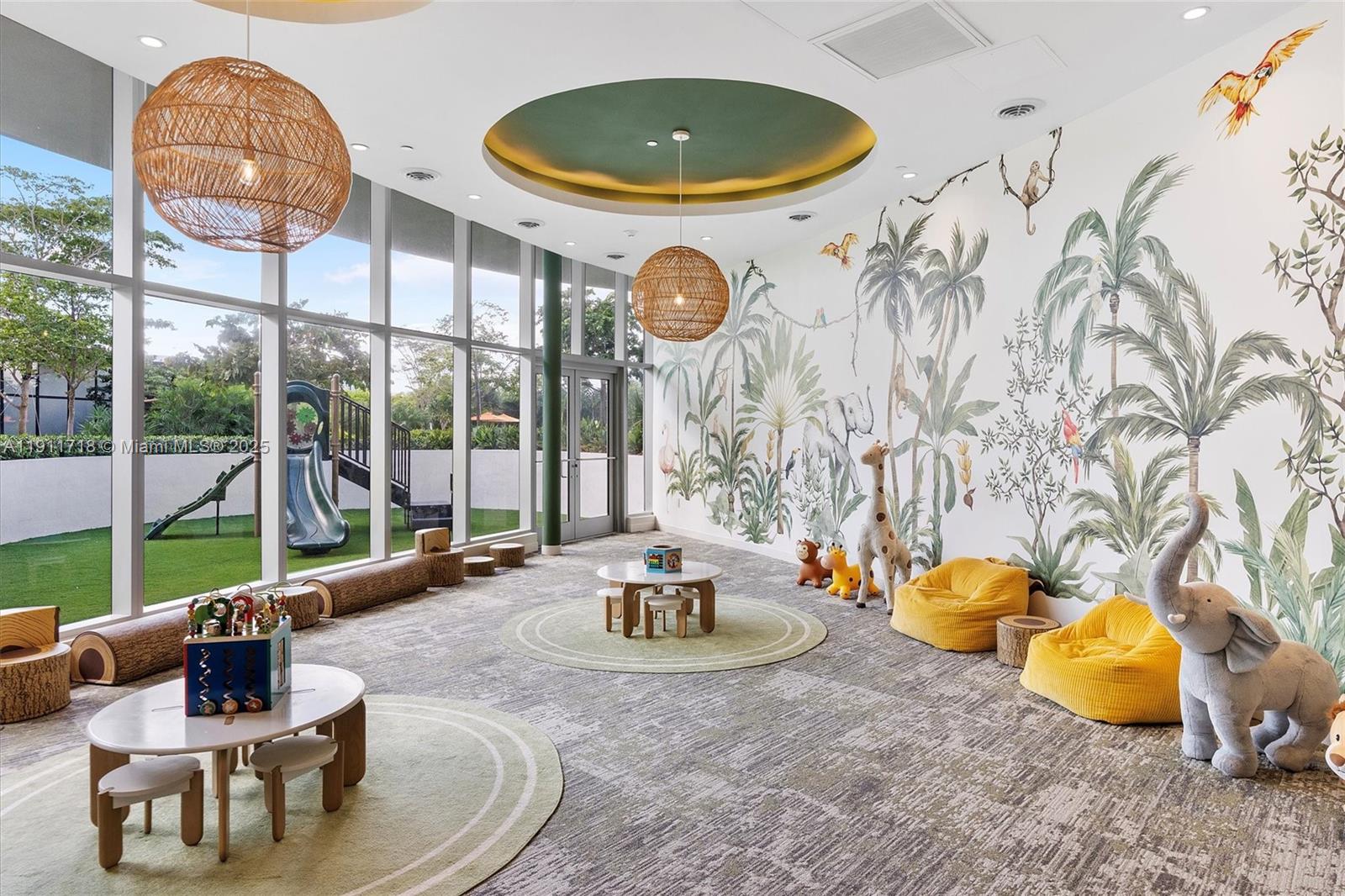 ARIA RESERVE SOUTH TOWER - Residential Lease