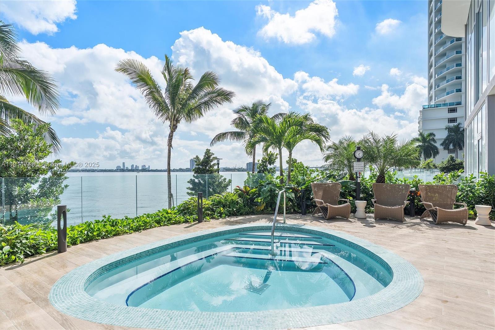 ARIA RESERVE SOUTH TOWER - Residential Lease