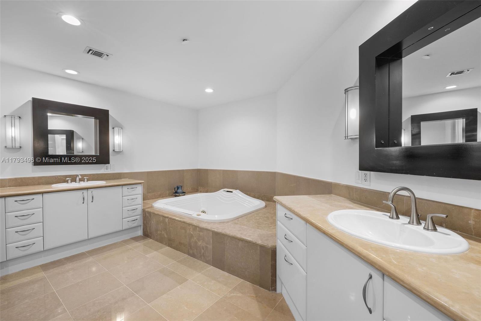 THE RESIDENCES AT THE BATH - Residential Lease