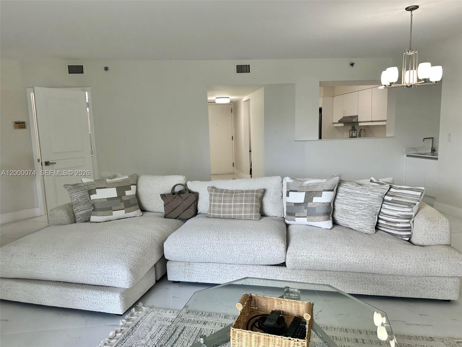 MIRAGE CONDO - Residential Lease