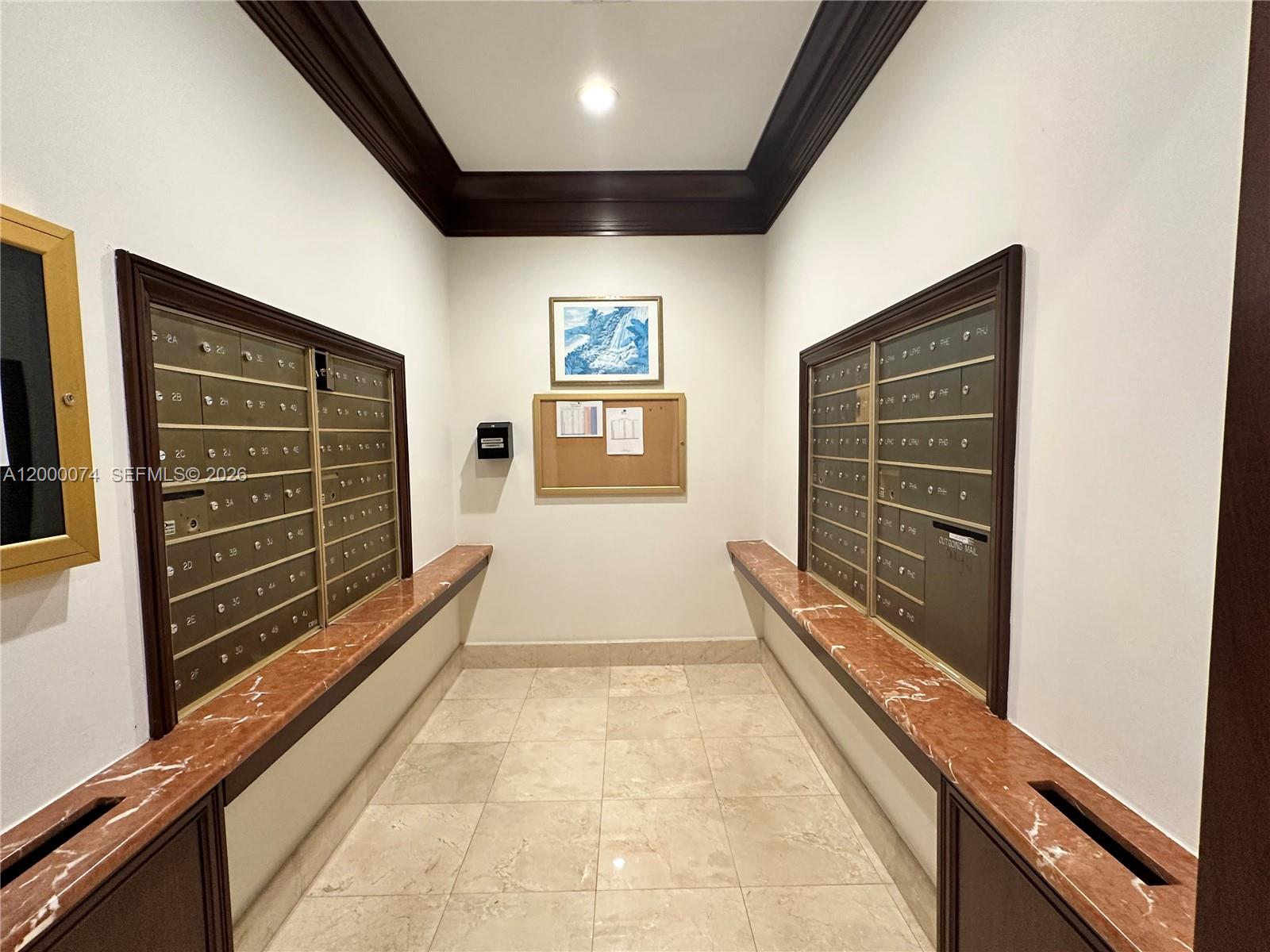 MIRAGE CONDO - Residential Lease