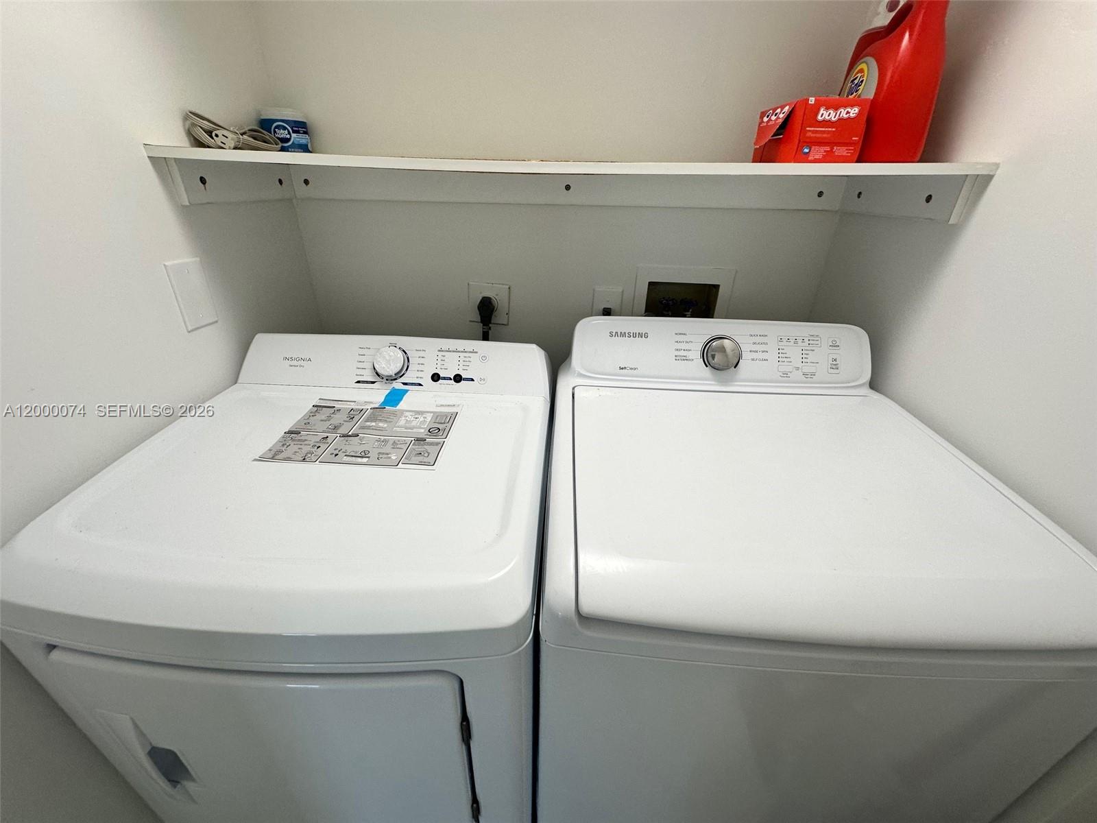 MIRAGE CONDO - Residential Lease