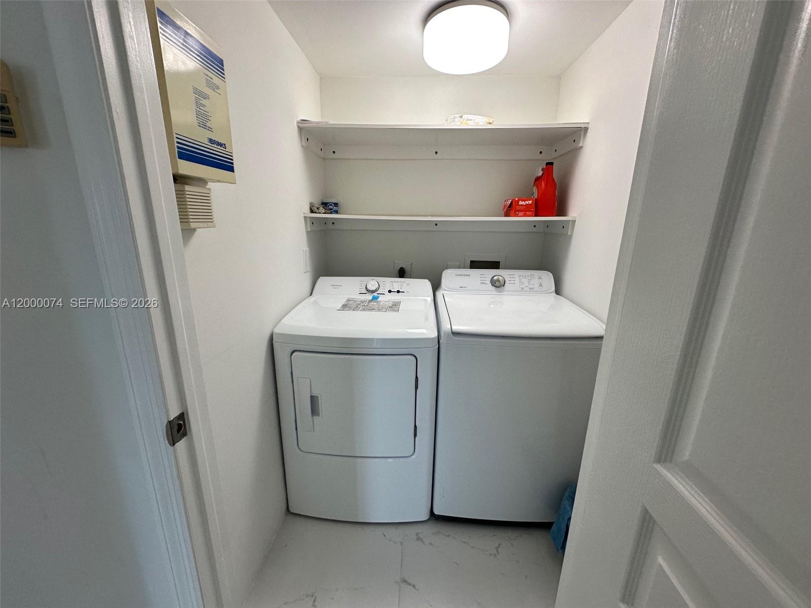 MIRAGE CONDO - Residential Lease