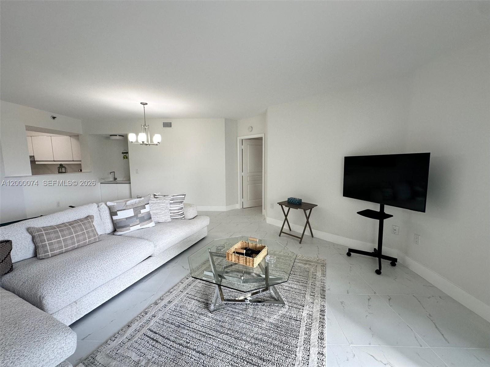 MIRAGE CONDO - Residential Lease