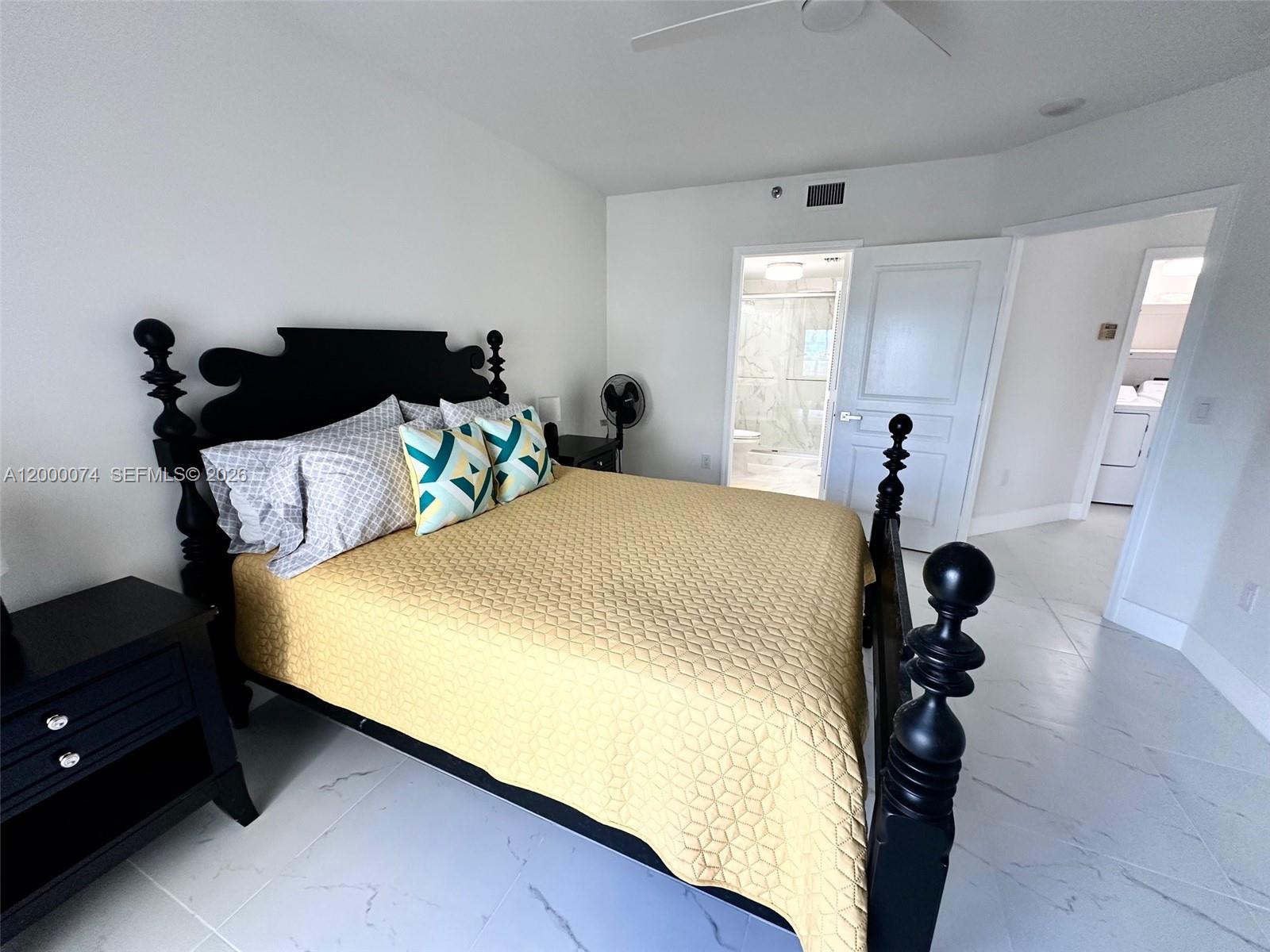 MIRAGE CONDO - Residential Lease