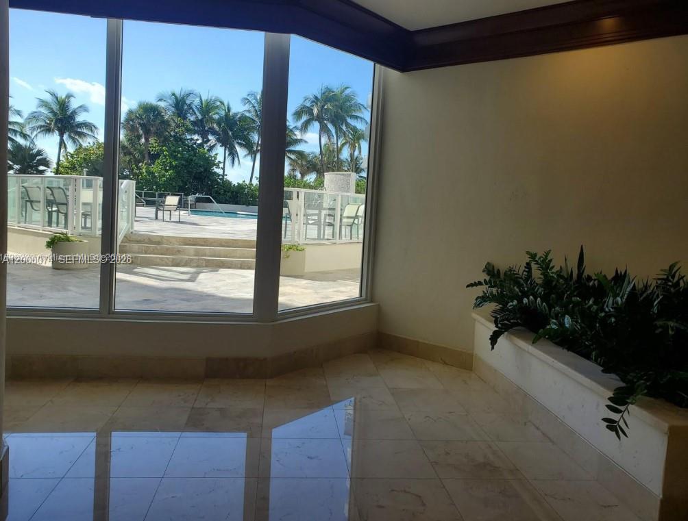 MIRAGE CONDO - Residential Lease