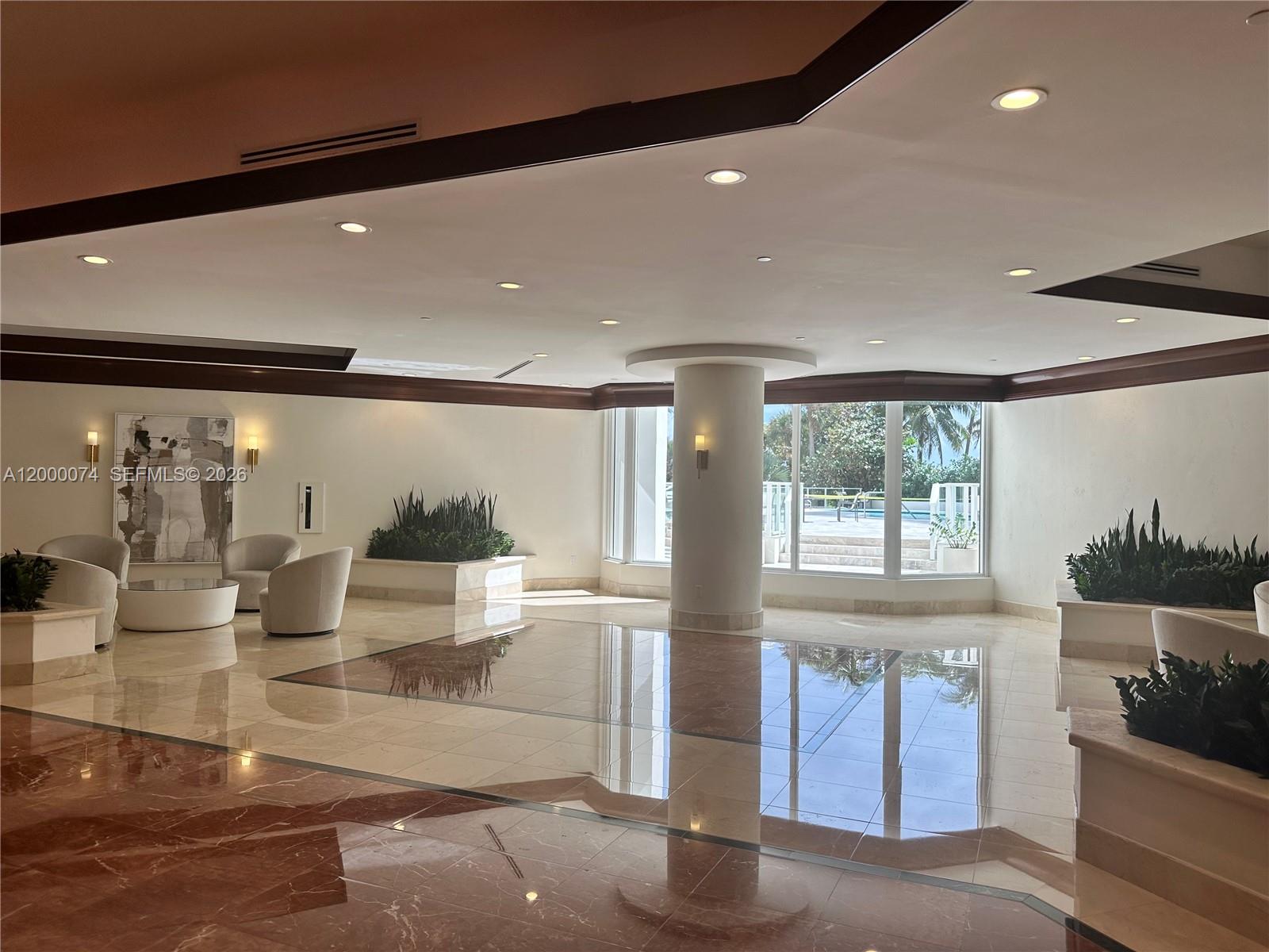 MIRAGE CONDO - Residential Lease