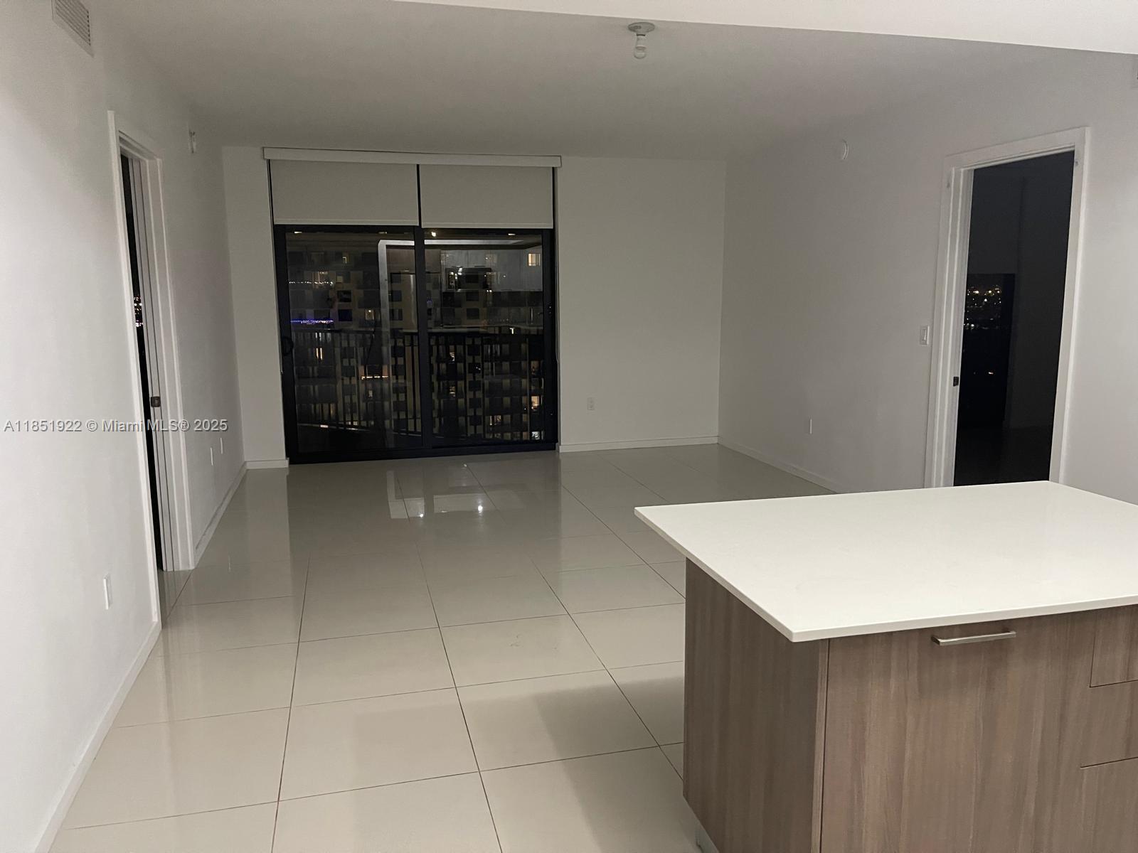 5252 PASEO BLVD Downtown Doral. Condo on the EIGHTEEN (18TH) FLOOR WITH TWO (2) TERRACES. The building offers 24-hour concierge service, resort-style amenities including a children's play center, spa room, state-of-the-art gym, business room, valet parking 24-7 and pool with cabanas. Near restaurants, supermarkets. Close to "A" rating Charter school.
Rent includes basic cable, water, internet/wifi included, One Covered Parking Garaje.
Tenant occupied. Available August 13. For showings 24-hour notice is required. Please use showingtime.
The HOA requires a credit score above 650. Send your offer with 3 last bank statements, 3 last paystubs, id copy.
The unit can only be shown Monday to Sunday from 3pm to 7pm.