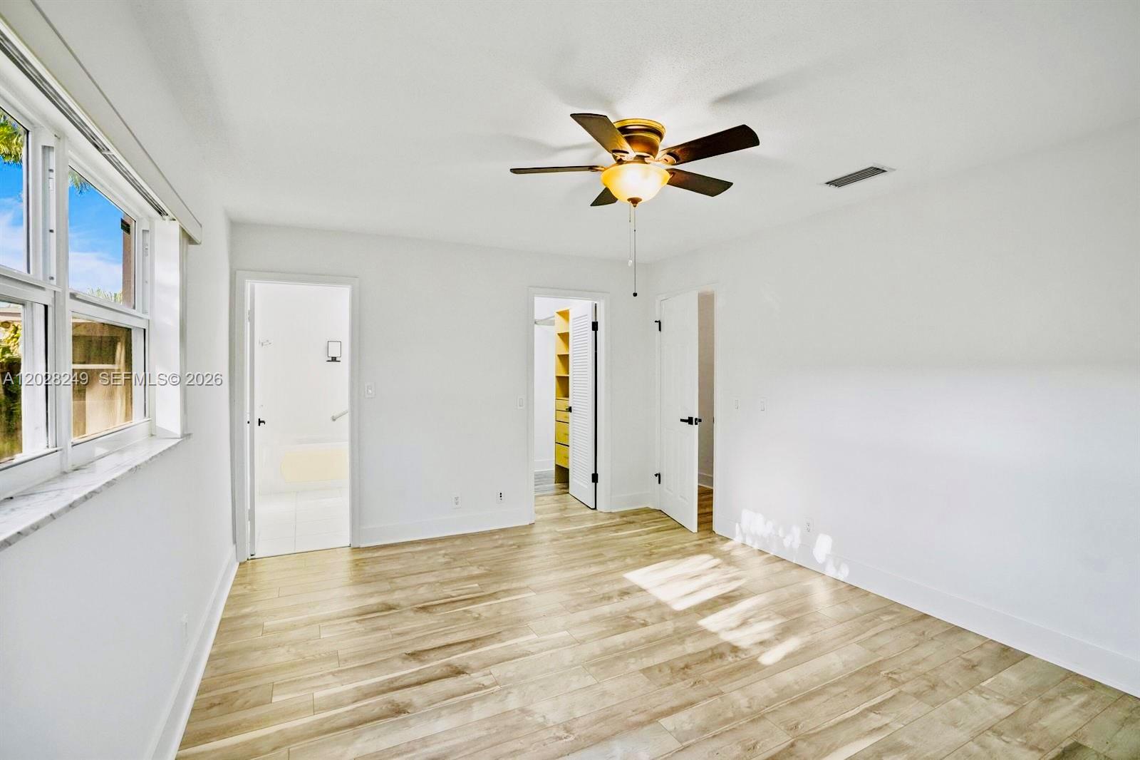 417 SE 4th St
