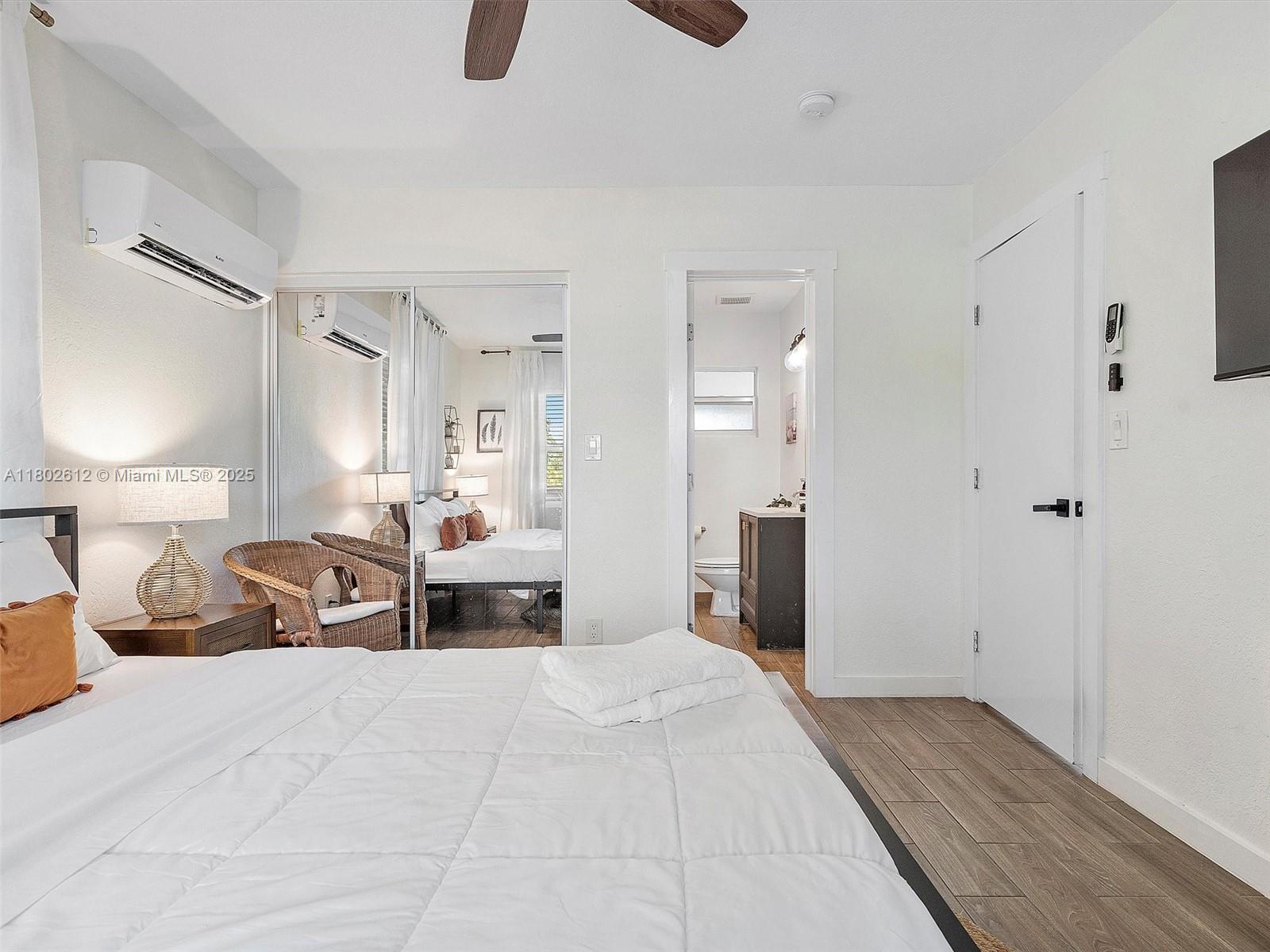 LAUDERDALE - Residential Lease
