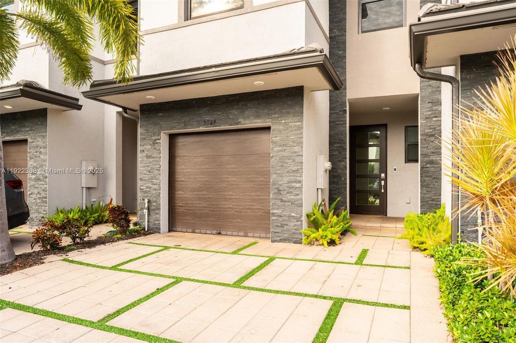 Photo of 15824 NW 91st Ct, Miami Lakes, FL 33018 (MLS # A11922368)