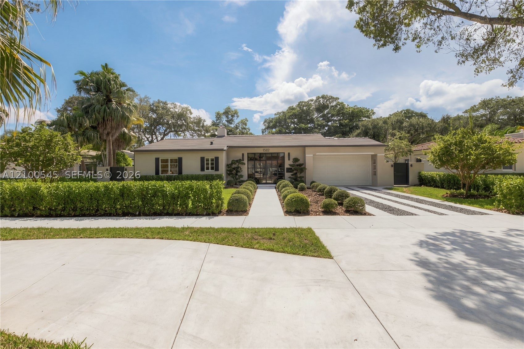 View photos, virtual tours, details... 1042 NE 95th St