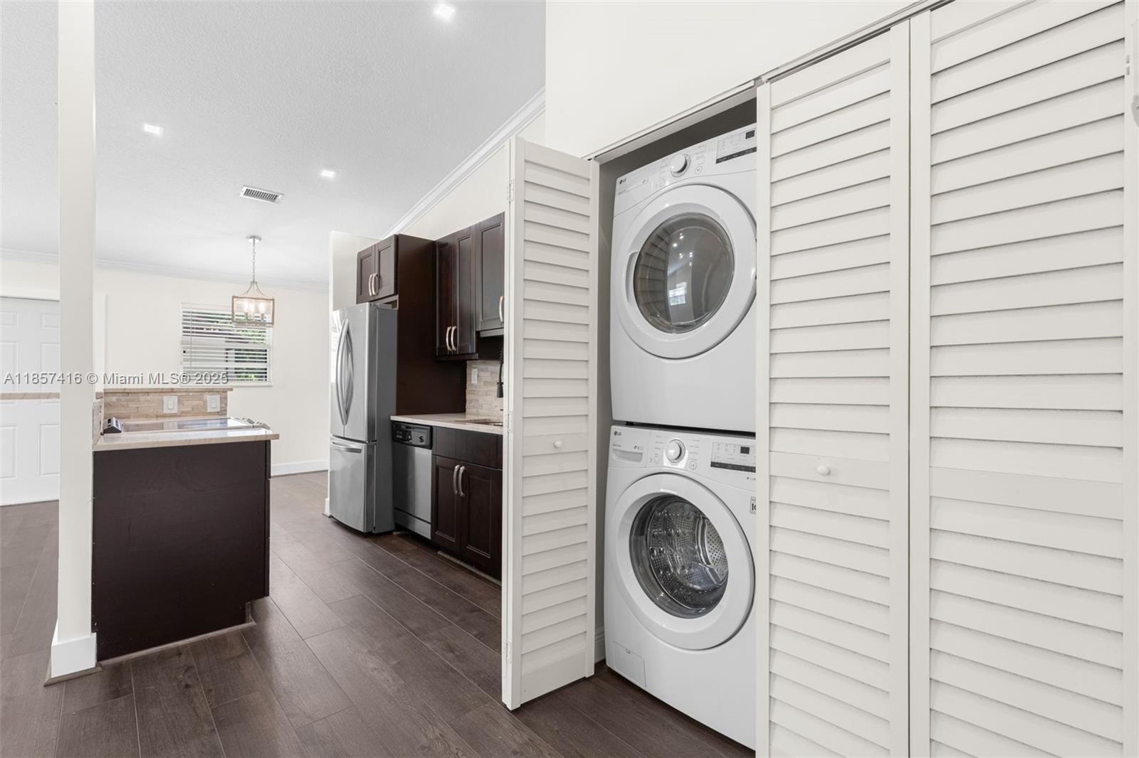 VILLAGER TOWNHOMES - Residential