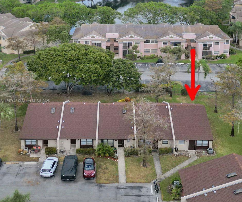 VILLAGER TOWNHOMES - Residential