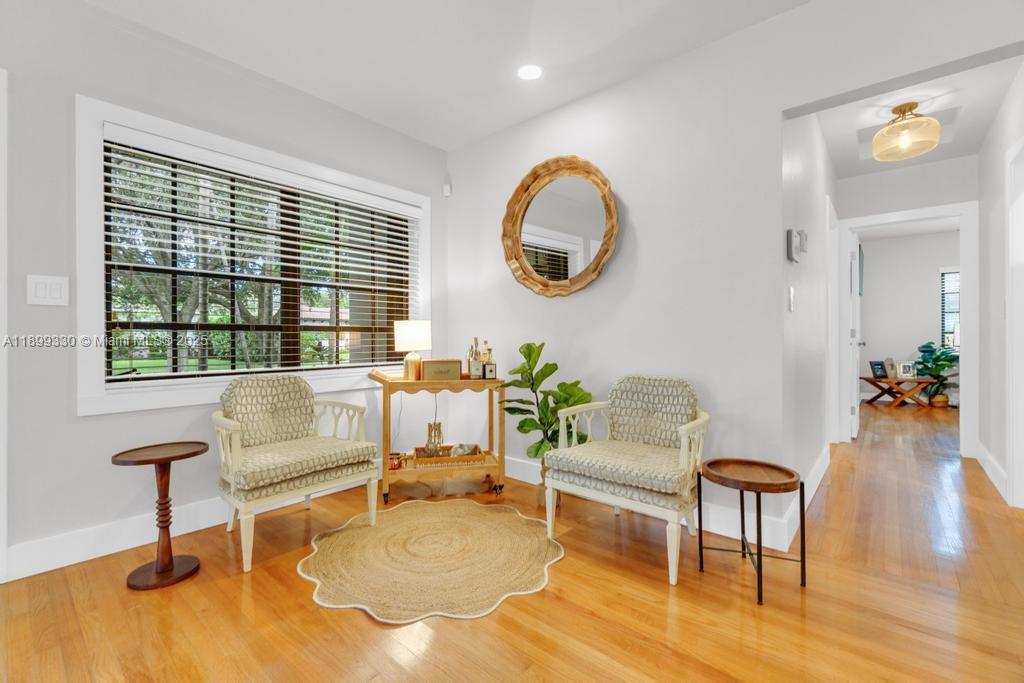 COUNTRY CLUB ESTATES SEC - Residential Lease