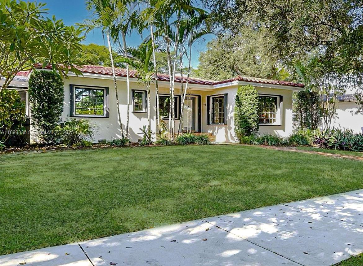 COUNTRY CLUB ESTATES SEC - Residential Lease