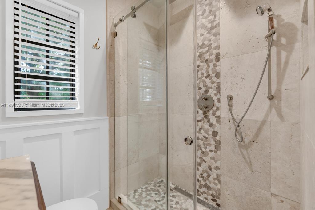 COUNTRY CLUB ESTATES SEC - Residential Lease