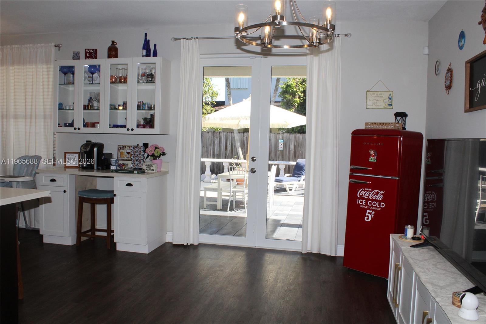 COUNTRYSIDE - Residential