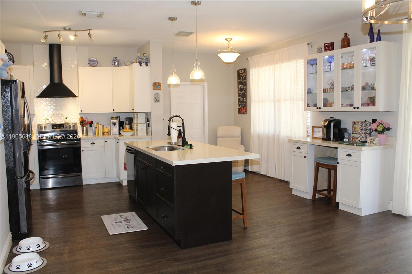 COUNTRYSIDE - Residential