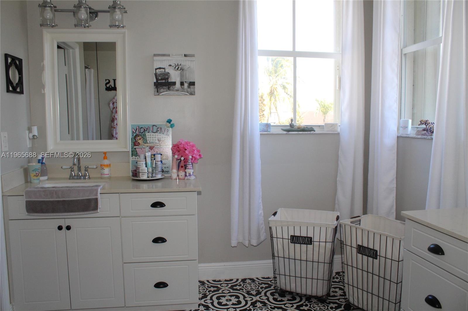 COUNTRYSIDE - Residential