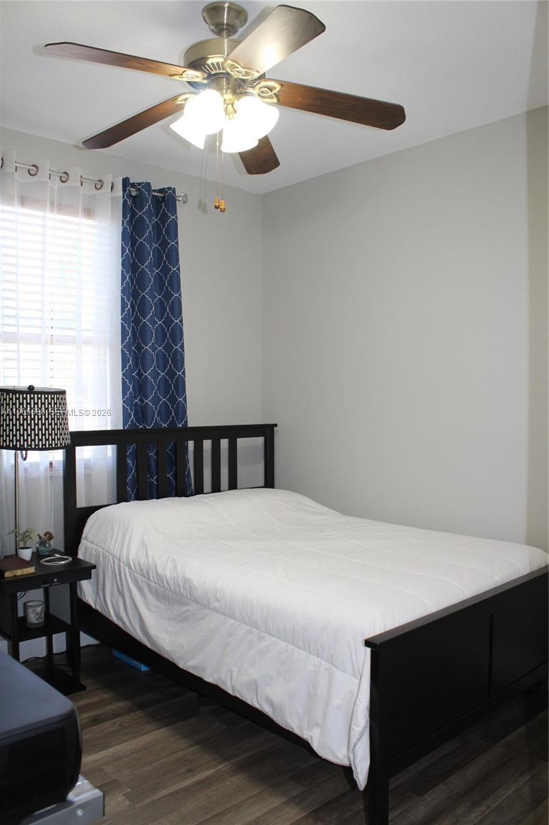 COUNTRYSIDE - Residential