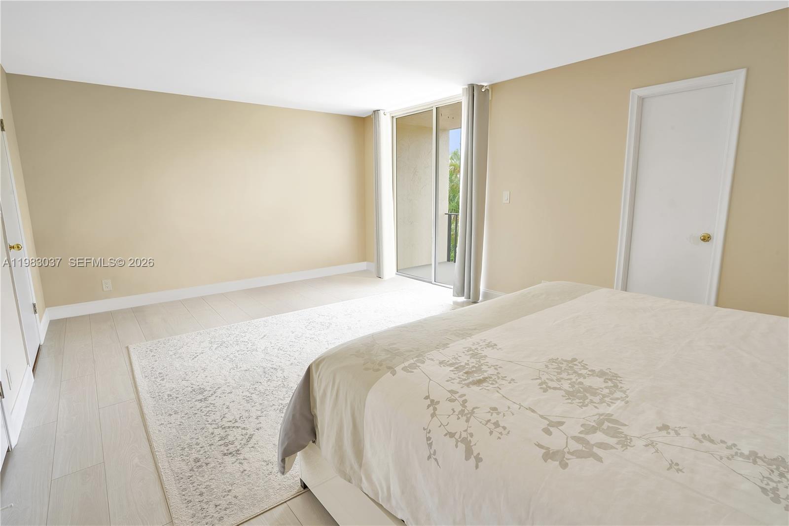 VENETIAN PARK III CONDO - Residential Lease